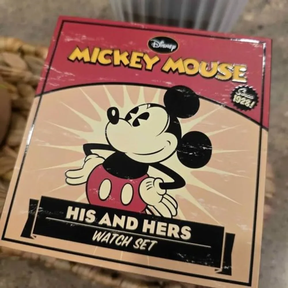 Disney Mickey and Minnie Mouse Watch Set